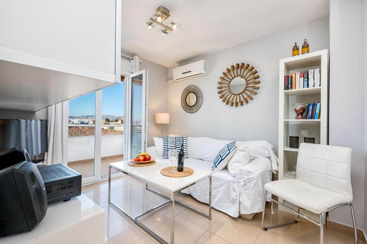 Susana Beach Apartment In Malaga By Solaga Holiday Homes 외부 사진