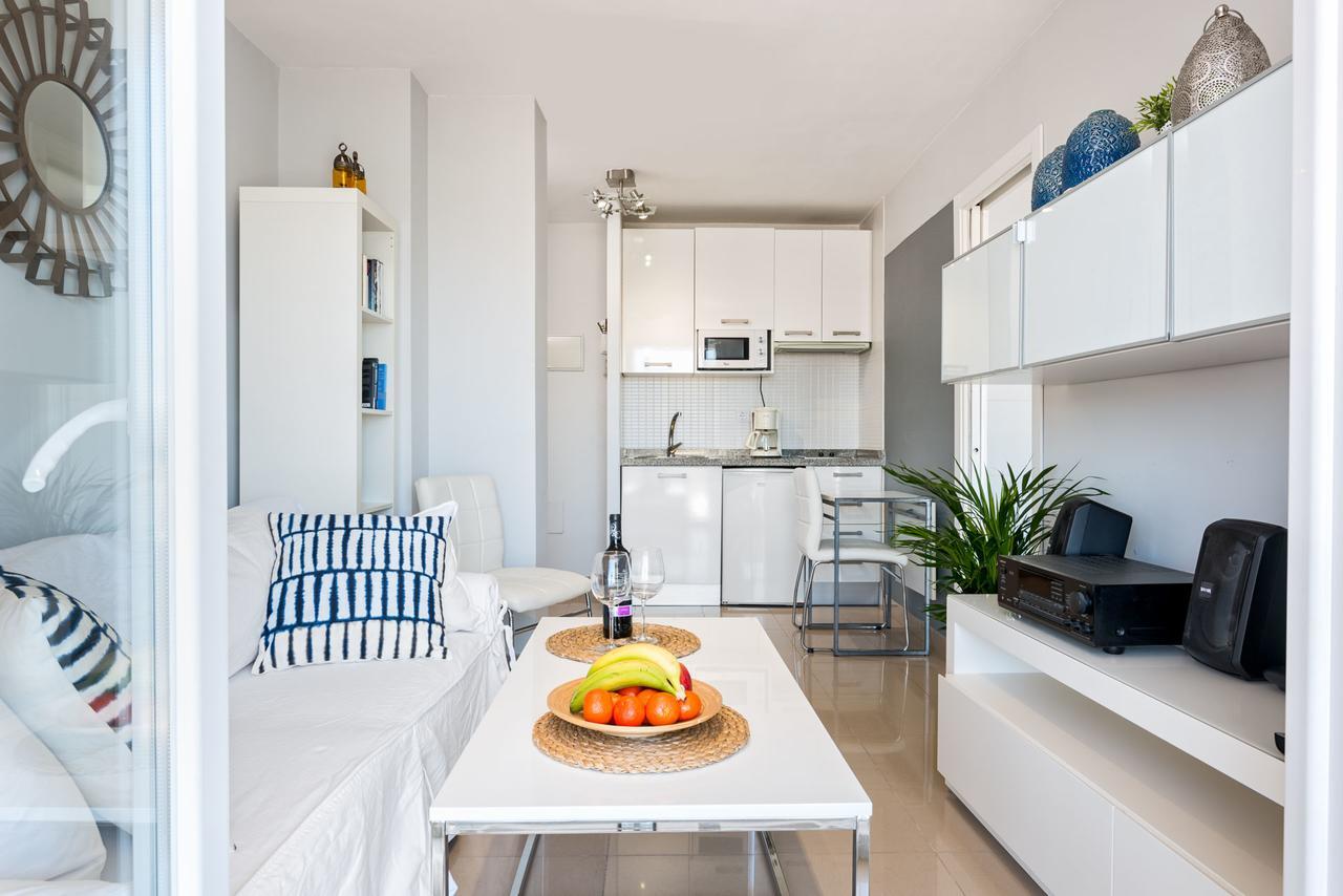 Susana Beach Apartment In Malaga By Solaga Holiday Homes 외부 사진